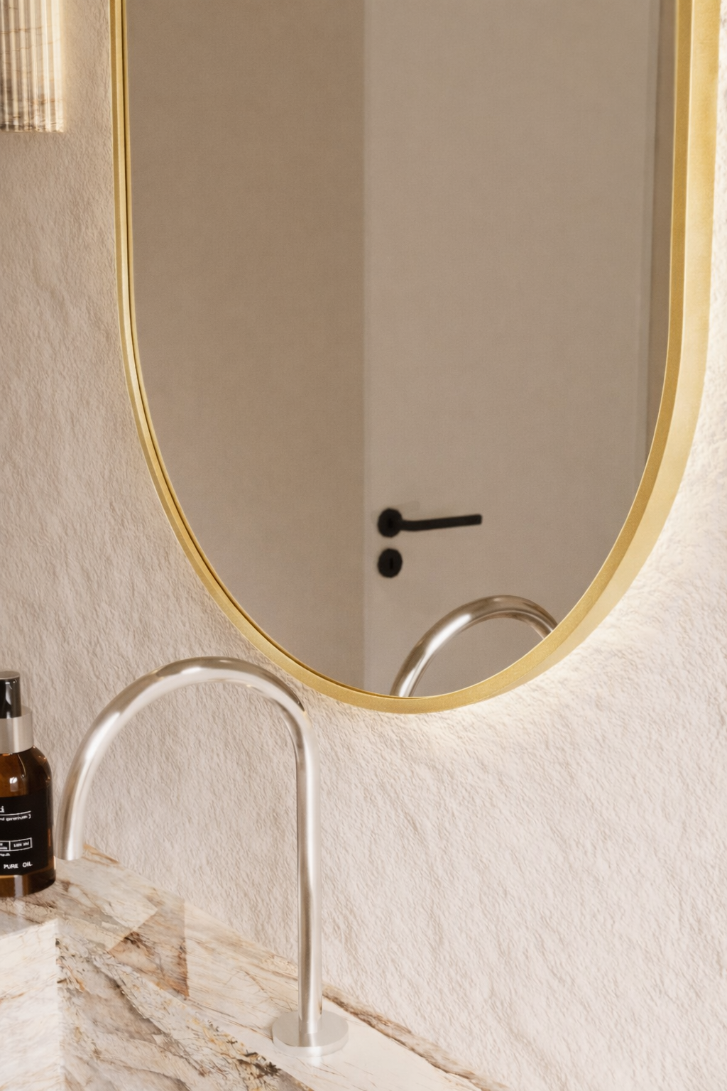 Elena Wall Mirror - 900 x 600