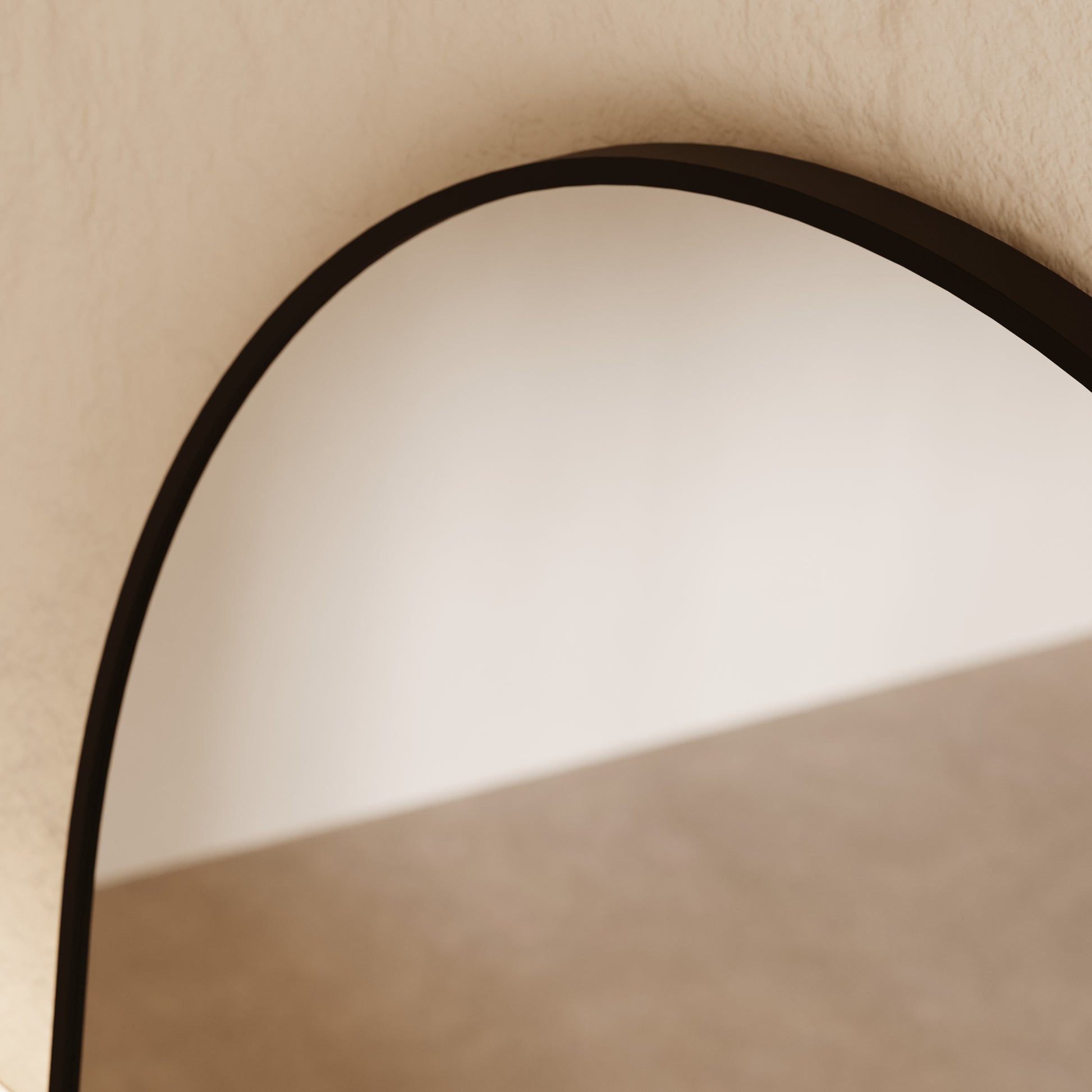 Sienna oversized arch mirror 2000 x 1100 in Matte Black, frame detail close up